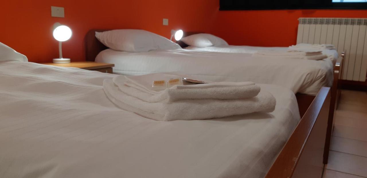 La Cordata Accommodation - Brodolini 24 Cinisello Balsamo Eksteriør billede